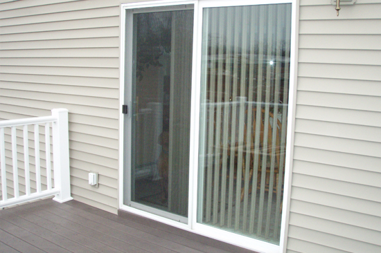 Gonzales-screen-door-repair